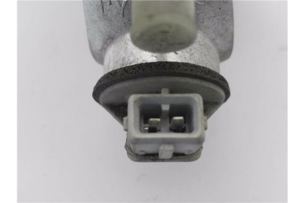 Recambio de intermitente delantero dcho para citroen saxo 1.5 d referencia OEM IAM E2014714  