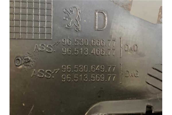 Recambio de torpedo para peugeot 1007 1.4 dolce referencia OEM IAM 9653066677  