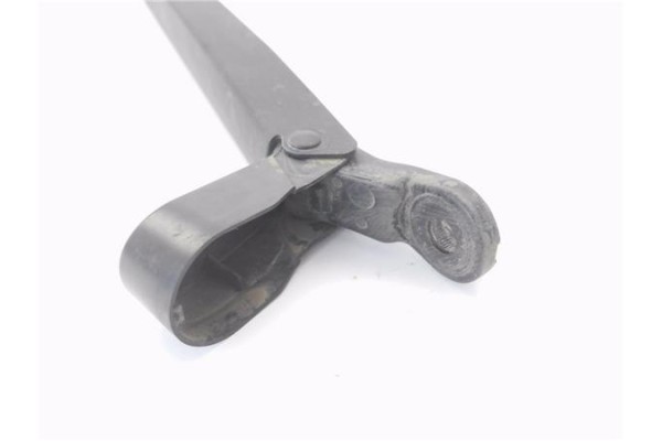Recambio de brazo limpiaparabrisas delantero izquierdo para peugeot 1007 1.4 dolce referencia OEM IAM 9646459980  