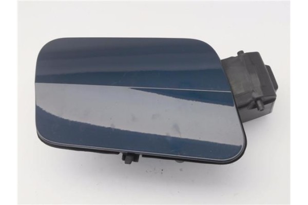Recambio de tapa exterior combustible para peugeot 3008 1.6 pure tech referencia OEM IAM 981010968A 981010978A 