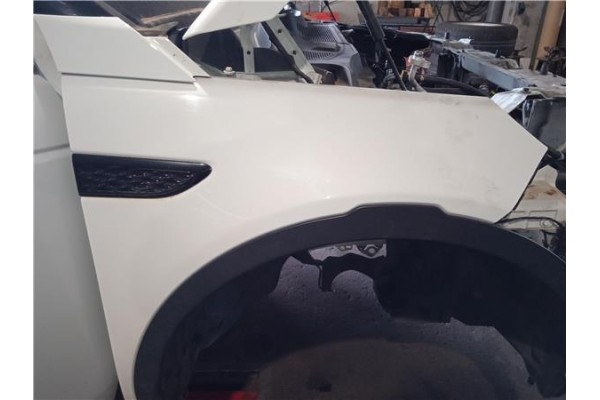 Recambio de aleta delantero derecha para land rover discovery sport 2.0 basis fwd referencia OEM IAM LR061383  