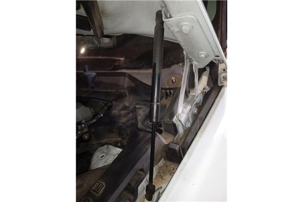 Recambio de amortiguador capo para land rover discovery sport 2.0 basis fwd referencia OEM IAM LR058829  