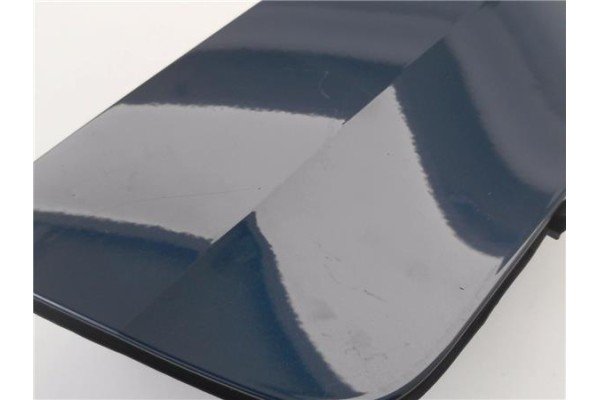 Recambio de tapa exterior combustible para peugeot 3008 1.6 pure tech referencia OEM IAM 981010968A 981010978A 