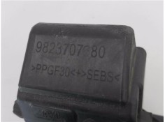 Recambio de tapa exterior combustible para peugeot 3008 1.6 pure tech referencia OEM IAM 9823707680  