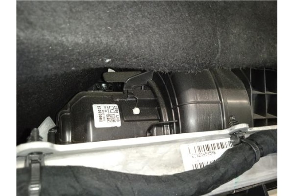 Recambio de motor calefaccion para land rover discovery sport 2.0 basis fwd referencia OEM IAM LR066917  