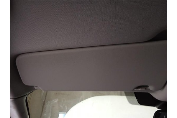 Recambio de parasol izquierdo para land rover discovery sport 2.0 basis fwd referencia OEM IAM LR060426  