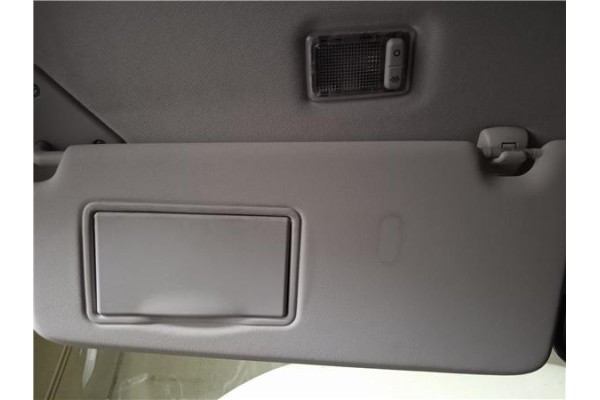 Recambio de parasol izquierdo para land rover discovery sport 2.0 basis fwd referencia OEM IAM LR060426  