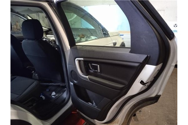 Recambio de puerta trasero derecha para land rover discovery sport 2.0 basis fwd referencia OEM IAM LR061284  