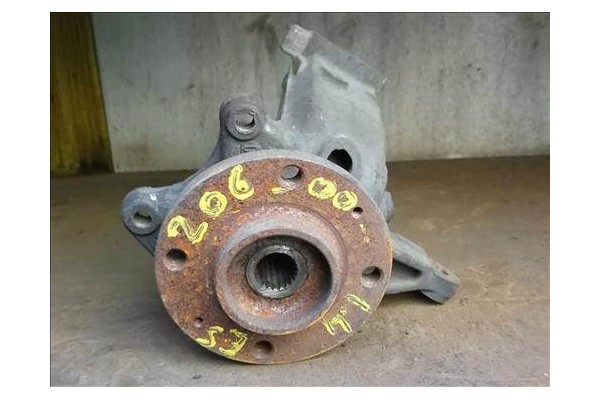 Recambio de mangueta delantero izquierda para peugeot 206 1.4 i referencia OEM IAM   