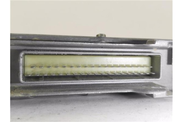 Recambio de centralita para citroen saxo 1.6 vtr referencia OEM IAM 9623675980 261203912 