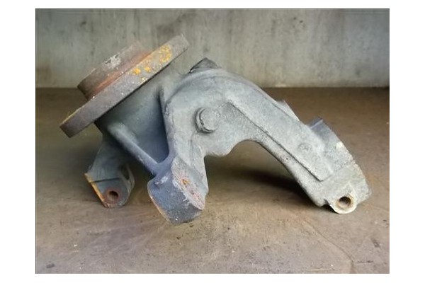 Recambio de mangueta delantero izquierda para peugeot 206 1.4 i referencia OEM IAM   