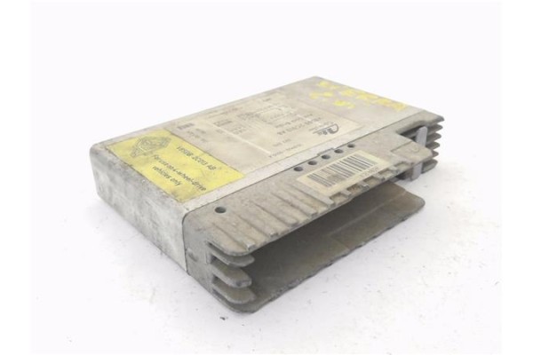 Recambio de centralita para ford sierra berlina 2.0 4x4 referencia OEM IAM V85BB2C013AB 10090300104 