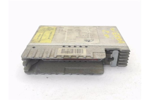 Recambio de centralita para ford sierra berlina 2.0 4x4 referencia OEM IAM V85BB2C013AB 10090300104 