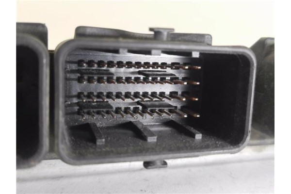 Recambio de centralita para citroen xsara berlina 1.6 16v referencia OEM IAM 9638765980 261206608 