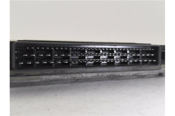 Recambio de centralita para citroen xantia berlina 2.0 hdi 109 referencia OEM IAM 9636254880 281010251 