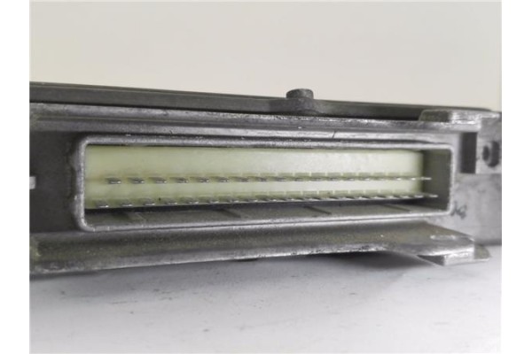 Recambio de centralita para citroen saxo 1.1 x referencia OEM IAM 9620398980 261203736 