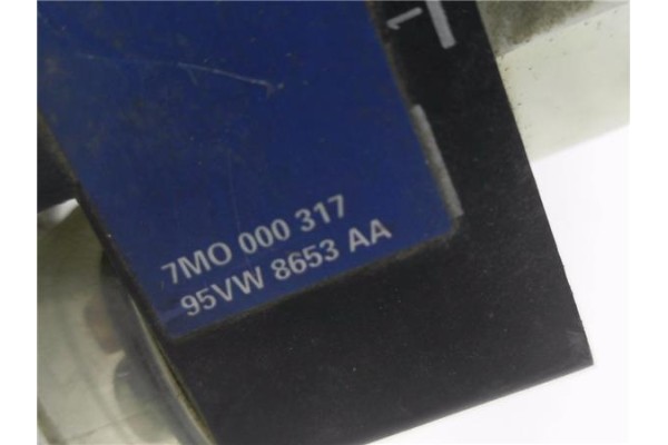 Recambio de caja fusibles/rele para ford galaxy (vx) 2.0 i referencia OEM IAM 95VW14B205AA 7M0000317 