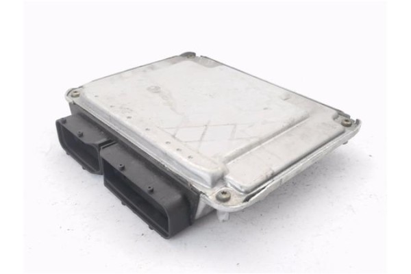 Recambio de centralita para seat cordoba berlina (6l2) 1.9 tdi referencia OEM IAM 038906019HT 281010947 