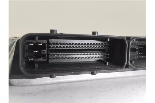 Recambio de centralita para seat cordoba berlina (6l2) 1.9 tdi referencia OEM IAM 038906019HT 281010947 