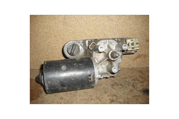 Recambio de motor limpiaparabrisas delantero para bmw serie 5 berlina (e34) 2.5 525i (125kw) referencia OEM IAM  0 390 241 083 