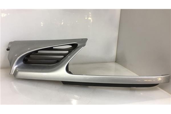 Recambio de rejilla capo para renault megane i (ba0/1_) 1.9 d eco (b/sa0u, ba0a) referencia OEM IAM 7700834200  