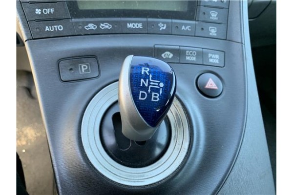Recambio de palanca de cambio para toyota prius (zvw30) 1.8 hybrid referencia OEM IAM 3355047051  