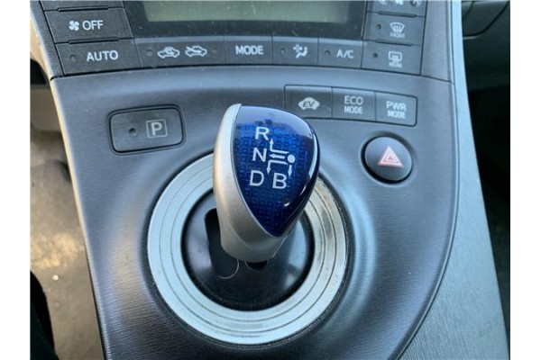 Recambio de palanca de cambio para toyota prius (zvw30) 1.8 hybrid referencia OEM IAM 3355047051  