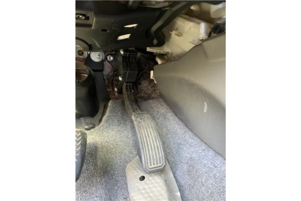 Recambio de pedal acelerador para toyota prius (zvw30) 1.8 hybrid referencia OEM IAM 7811012010 1988007310 