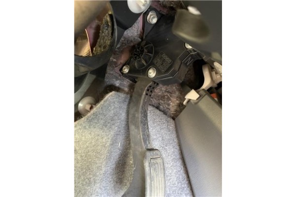 Recambio de pedal acelerador para toyota prius (zvw30) 1.8 hybrid referencia OEM IAM 7811012010 1988007310 