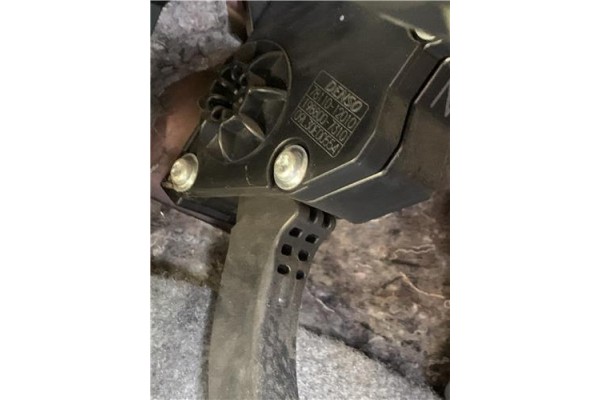 Recambio de pedal acelerador para toyota prius (zvw30) 1.8 hybrid referencia OEM IAM 7811012010 1988007310 