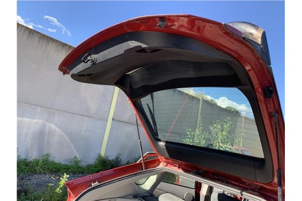 Recambio de porton trasero para toyota prius (zvw30) 1.8 hybrid referencia OEM IAM 6700547230  