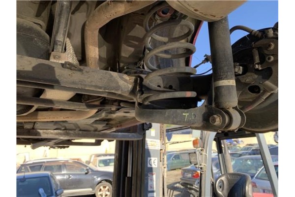 Recambio de puente trasero para toyota prius (zvw30) 1.8 hybrid referencia OEM IAM 4210112171 4210147040 