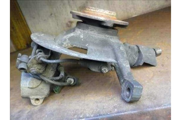 Recambio de mangueta delantero derecha para peugeot 605 3.0 referencia OEM IAM   