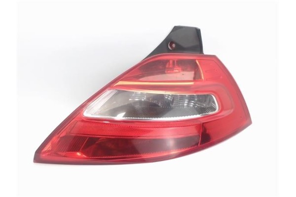 Recambio de piloto trasero derecho para renault megane ii (bm0/1_, cm0/1_) 1.6 16v (bm0c, cm0c) referencia OEM IAM 8200413216 89