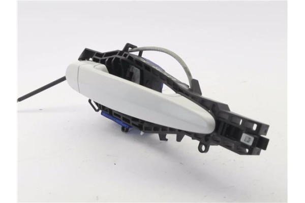 Recambio de maneta exterior trasero derecha para bmw serie 1 berlina 5p (f20) 2.0 116d referencia OEM IAM 51217242568 5122732164