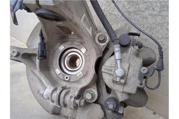 Recambio de mangueta delantero izquierda para land rover discovery sport 2.0 basis fwd referencia OEM IAM LR109400  