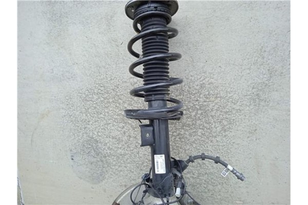 Recambio de mangueta delantero izquierda para land rover discovery sport 2.0 basis fwd referencia OEM IAM LR109400  