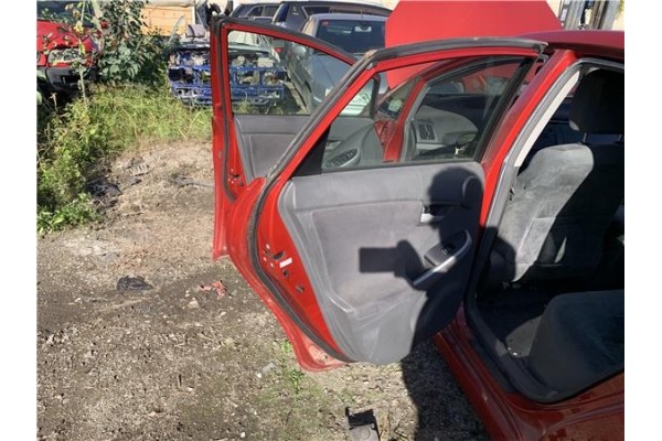 Recambio de puerta trasero izquierda para toyota prius (zvw30) 1.8 hybrid referencia OEM IAM 6700447080  