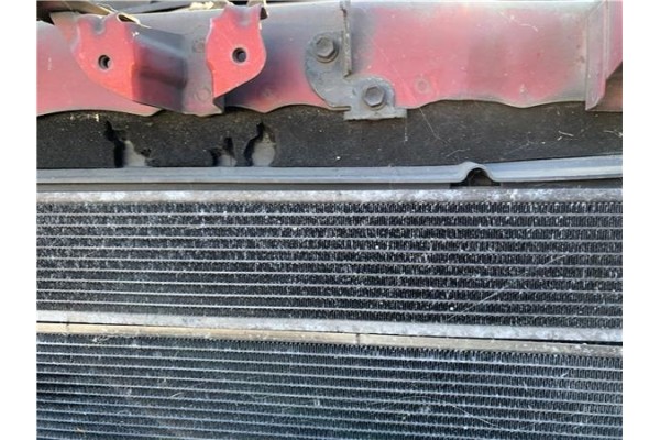 Recambio de radiador para toyota prius (zvw30) 1.8 hybrid referencia OEM IAM G901047030  