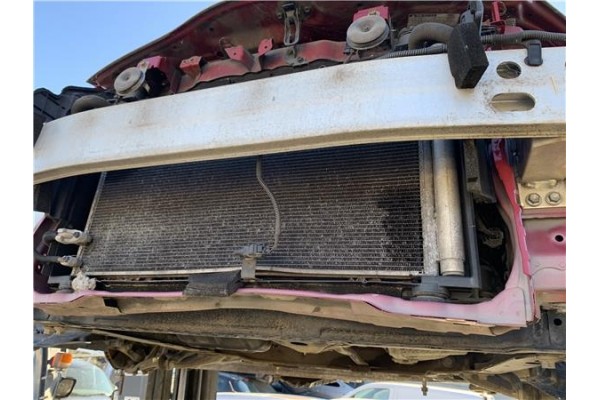 Recambio de radiador aire acondicionado para toyota prius (zvw30) 1.8 hybrid referencia OEM IAM 8846047150  