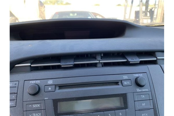 Recambio de rejilla entrada de aire para toyota prius (zvw30) 1.8 hybrid referencia OEM IAM 5567047070  