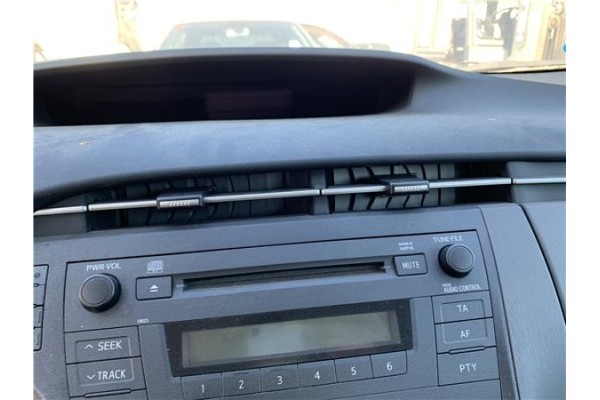 Recambio de rejilla entrada de aire para toyota prius (zvw30) 1.8 hybrid referencia OEM IAM 5567047070  