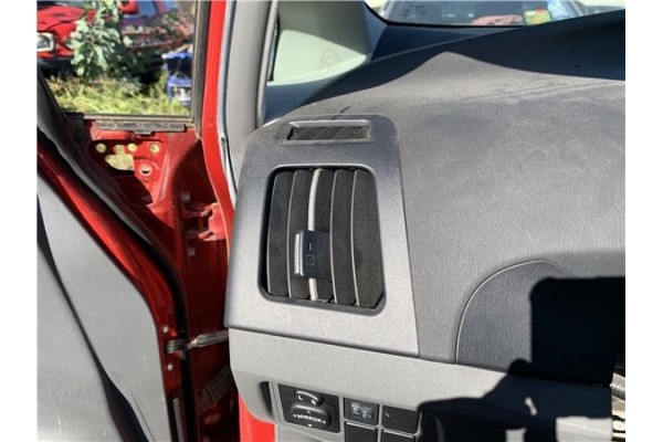 Recambio de rejilla entrada de aire para toyota prius (zvw30) 1.8 hybrid referencia OEM IAM 5565147010C0  