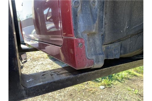 Recambio de spoiler talonera lat. derecha para toyota prius (zvw30) 1.8 hybrid referencia OEM IAM 7585147900  