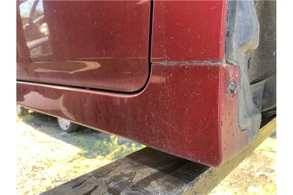 Recambio de spoiler talonera lat. derecha para toyota prius (zvw30) 1.8 hybrid referencia OEM IAM 7585147900  