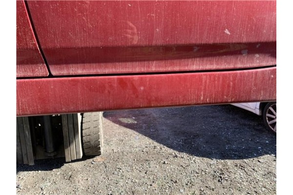 Recambio de spoiler talonera lat. izquierda para toyota prius (zvw30) 1.8 hybrid referencia OEM IAM 7585247900  