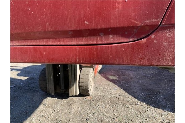 Recambio de spoiler talonera lat. izquierda para toyota prius (zvw30) 1.8 hybrid referencia OEM IAM 7585247900  