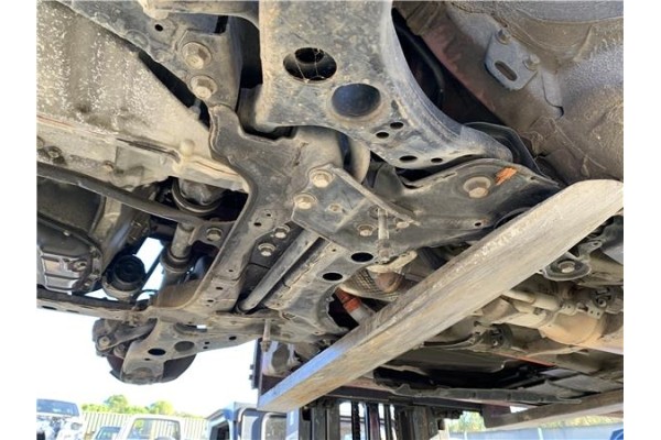 Recambio de subchasis para toyota prius (zvw30) 1.8 hybrid referencia OEM IAM 5120112441  