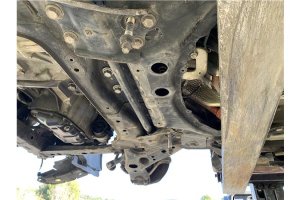 Recambio de subchasis para toyota prius (zvw30) 1.8 hybrid referencia OEM IAM 5120112441  