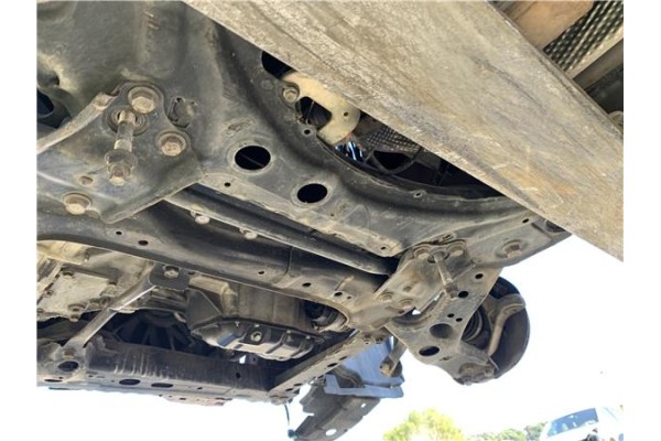 Recambio de subchasis para toyota prius (zvw30) 1.8 hybrid referencia OEM IAM 5120112441  